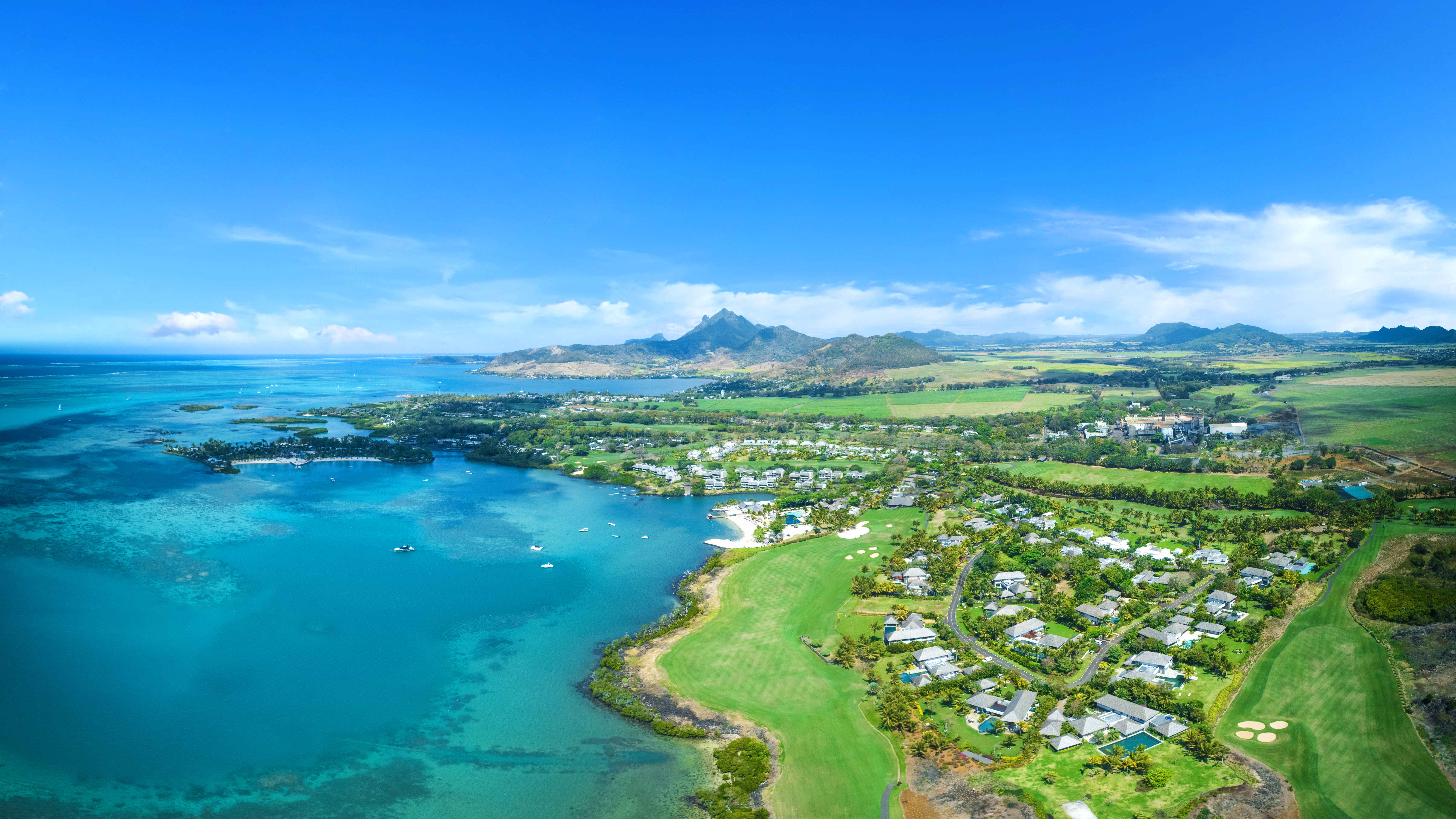 Anahita Golf & Spa Resort★★★★★